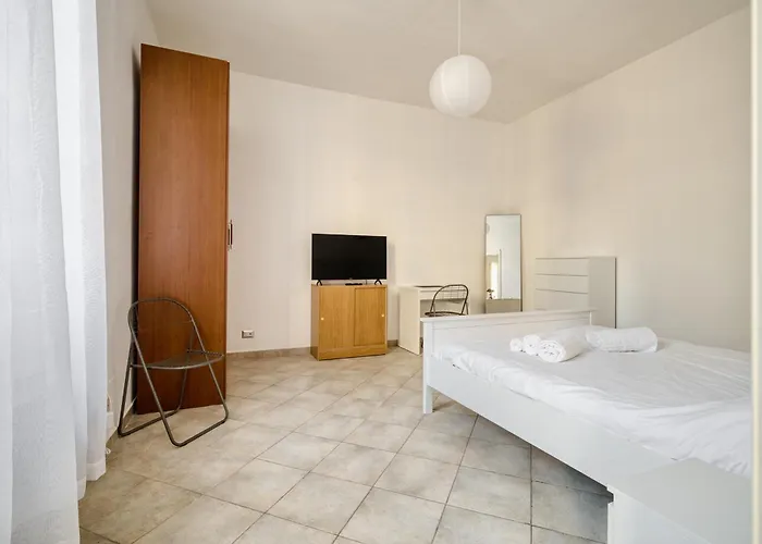 Domusmi Fioravanti Apartment *