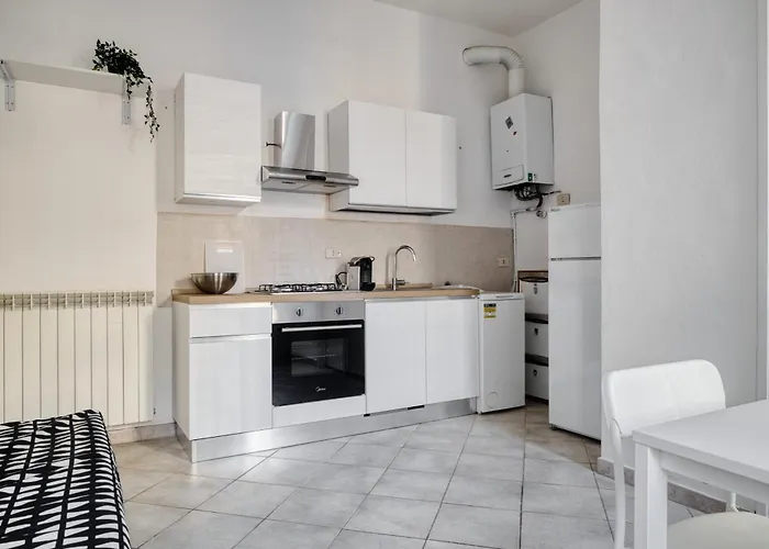 Domusmi Fioravanti Apartment